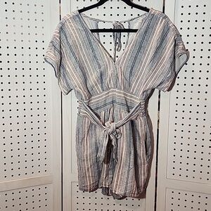 American Eagle Short Romper Size Small Linen Blend Striped